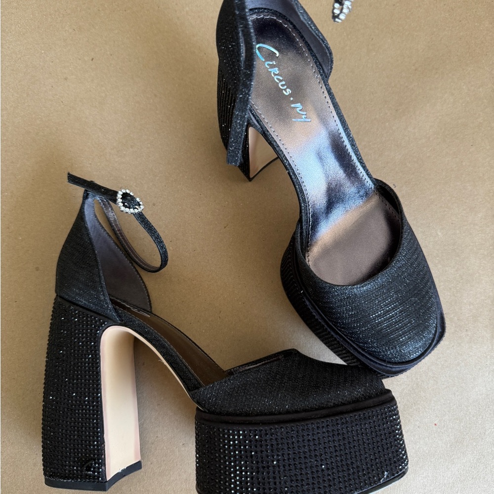 Circus by Sam Edelman Black Glitter Platform Sandals